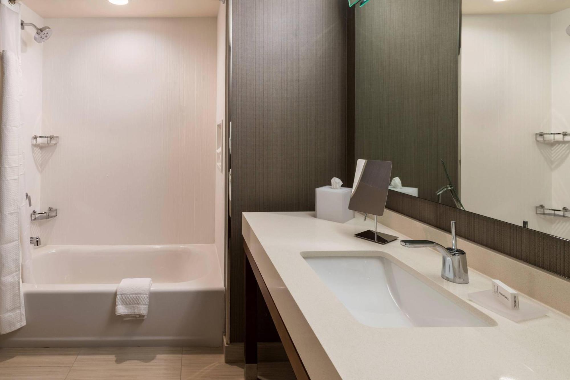 Courtyard By Marriott Tampa Northwest/Veterans Expressway Ξενοδοχείο West Chase Εξωτερικό φωτογραφία